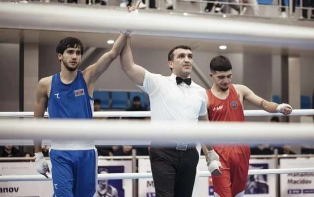 Azərbaycan çempionatında II günün döyüşləri keçirildi 