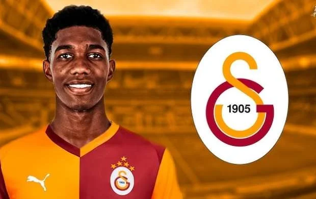 "Qalatasaray" kolumbiyalı vingerin transferini açıqladı 