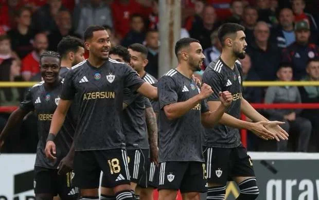 İngiltərədə "Liverpul"u "Qarabağ"ın azərbaycanlısını transfer etməyə səslədilər 