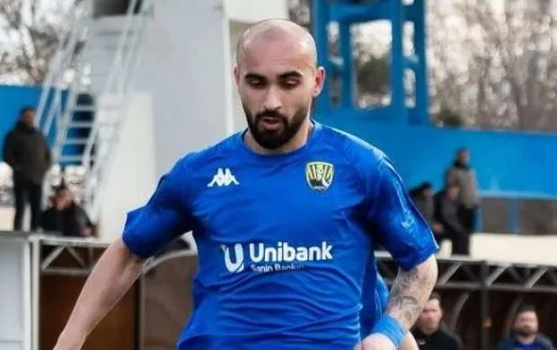"Kəpəz"in futbolçusu bıçaqlandı - Vəziyyəti ağırdır 