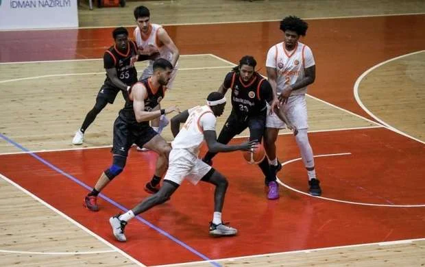ABL: "Sumqayıt" "Lənkəran"ı üstələdi 