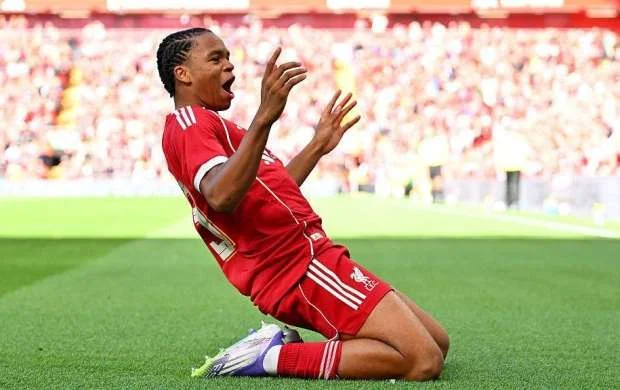 "Liverpul"un Rio Nqumoha üçün ödəyəcəyi rekord təzminat bəlli oldu - Məbləğ 
