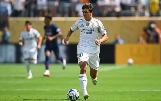 İstanbul nəhəngi "Real Madrid"ə rəsmi təklif göndərdi - MƏBLƏĞ 