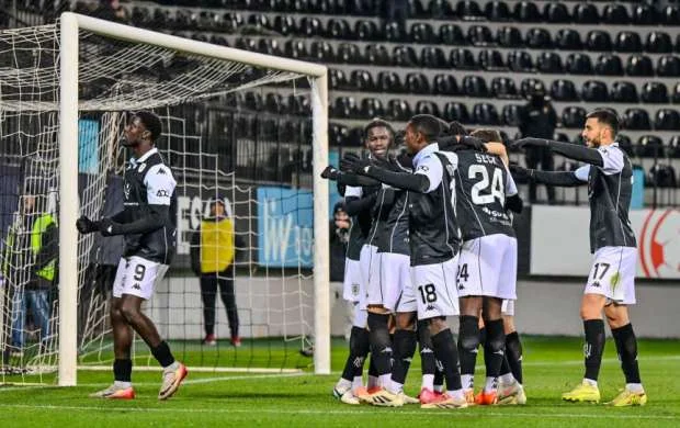 “Qarabağ” “Sabah”ın uzaqlaşmasına imkan vermədi, “Neftçi”nin dirçəlişi davam edir – Tura baxış 