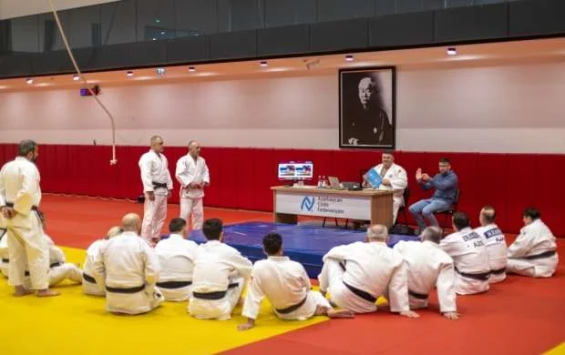 Bakıda hakimlər üçün seminar keçirildi 