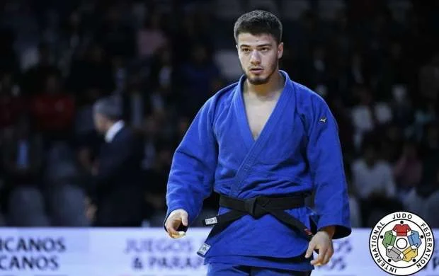 Azərbaycanın daha bir cüdoçusu "Böyük Dəbilqə" turnirində qızıl medal qazandı 