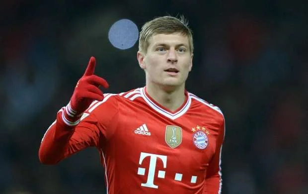 Toni Kroosun "Bayern"dən ayrılma səbəbi: "Sən dünya səviyyəli oyunçu deyilsən" 
