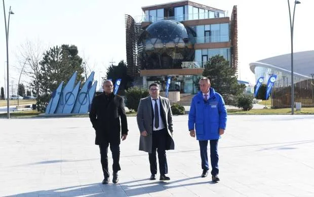 Beynəlxalq federasiya rəhbərləri Bakıda avarçəkmə məşqlərini izlədilər 
