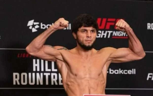 Tofiq Musayev UFC-dəki ilk qələbəsinə münasibət bildirdi 