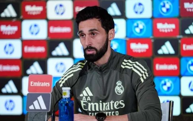 "Uğura inanmayan hər kəs Madriddə qala bilər" - Arbeloa təslim olmur 
