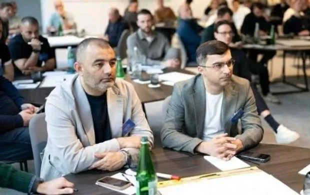 "Qarabağ" rəsmiləri UEFA forumuna qatılıblar 