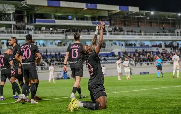 "Penalti yoxdur" - "Sabah"dan müqayisəli paylaşım 