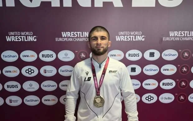 "Hələ də inana bilmirəm ki, çempion olmuşam" - İslam Bazarqanov 