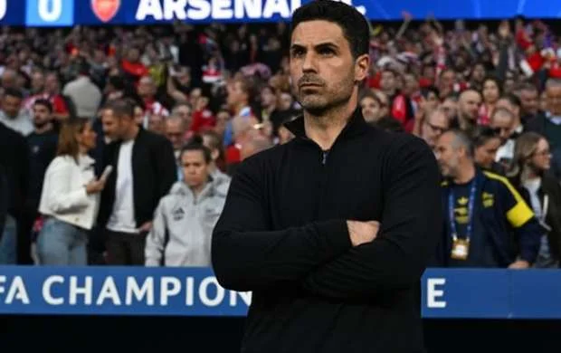 "Hakim VAR-da epizoda 13 dəfə baxdı, amma yenə də yanlış qərar verdi" - Mikel Arteta  