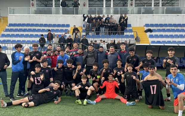 "Sabah"ın daha bir komandası çempion oldu 