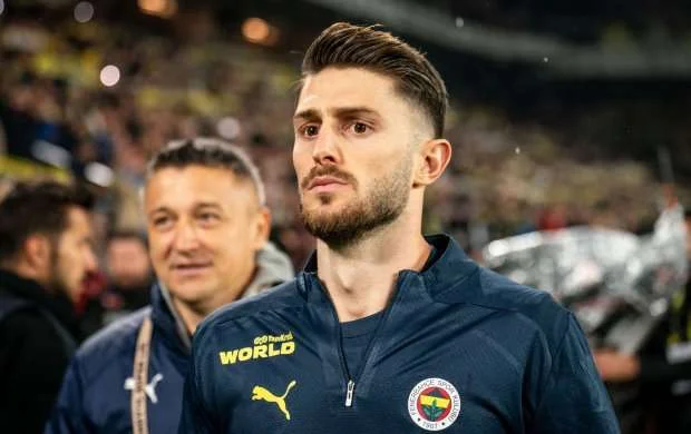 "Fənərbağça"nın ulduzu karyerasını İtaliyada davam etdirə bilər 