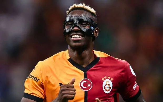 Osimhen İngiltərə yolunda - "Qalatasaray" ulduzuna qiymət qoydu 