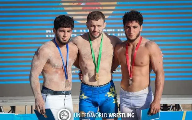 Azərbaycanın çimərlik güləşçilərindən Dünya Seriyasının 2-ci mərhələsində iki medal 
