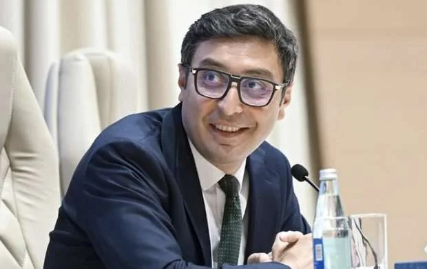 Fərid Qayıbov Azərbaycanı beynəlxalq yarışlarda uğurla təmsil etmiş idmançılarla görüşdü 