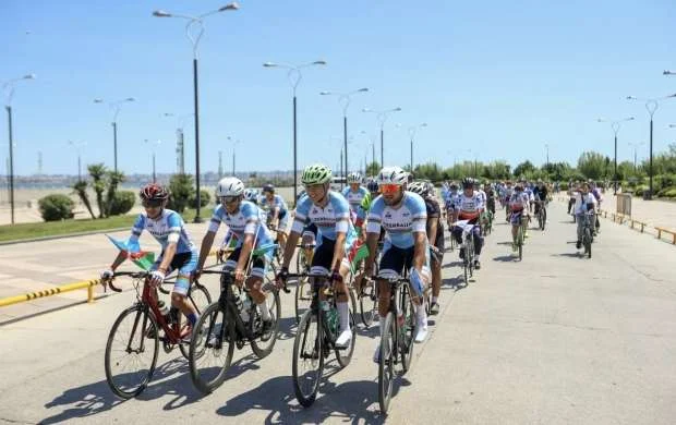 Bakıda Ümumdünya Velosiped Gününə həsr olunmuş veloyürüş keçirilib 