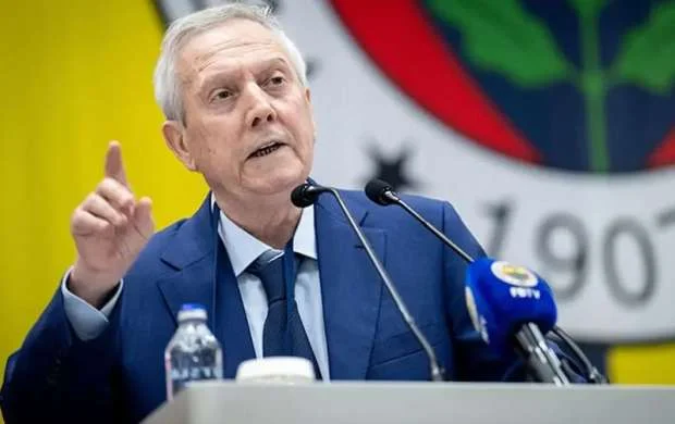 Aziz Yıldırım 8 il sonra "Fənərbağça"ya döndü 