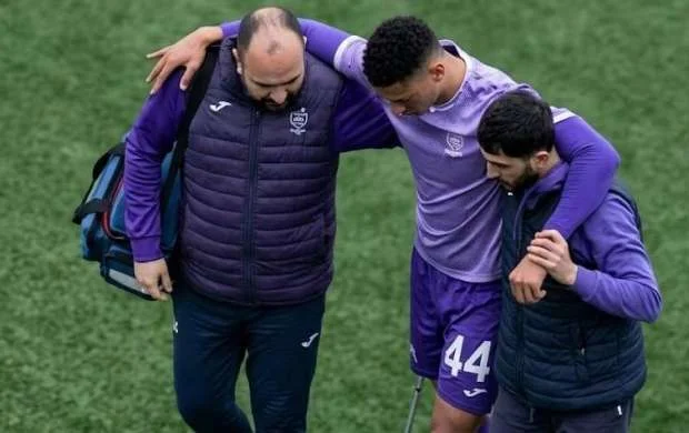 Azər Bağırovun 6 aylıq sıradan çıxan futbolçu ilə bağlı qərarı bilindi 