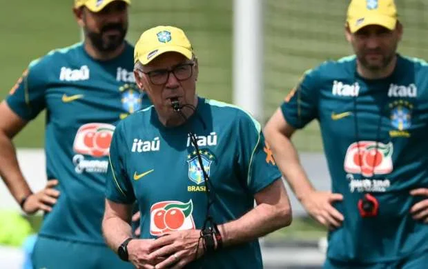 "O, Braziliya prezidentindən çox təzyiqlə üzləşsə də..." 