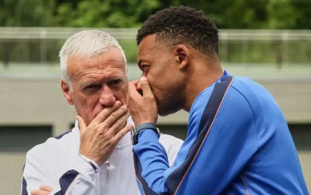 Mbappe Deşamı İtaliya millisinə getməkdən çəkindirdi - "Bu, dəhşətli olar" 