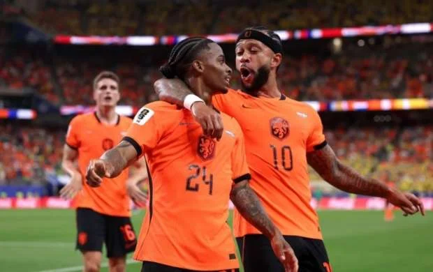Niderland - İsveç qarşılaşmasının ən yaxşı futbolçusu müəyyənləşdi 