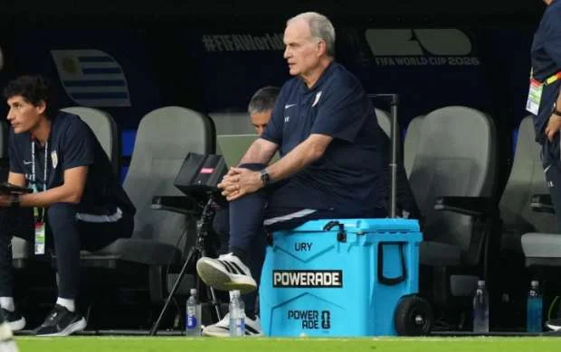 "Uruqvay futboluna heç nə verə bilmədim" - Byelsa 