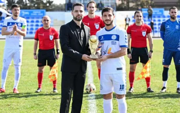 Elşən Abdullayevin yeni mövsümdə harada oynayacağı dəqiqləşdi 