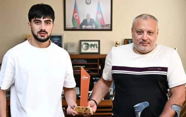 Xəyal Əliyev mükafatlandırıldı 