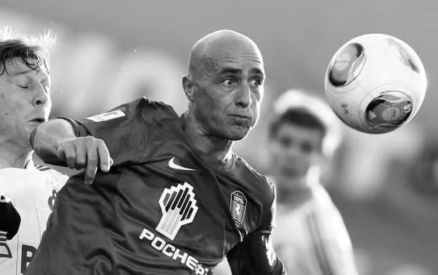 Rumıniya millisinin sabiq futbolçusu göldə boğularaq həyatını itirdi 