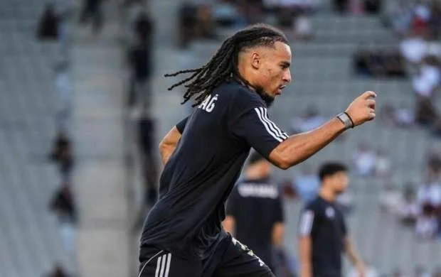 "Qarabağ"dan ayrıldı, sabiq "Neftçi"li ilə komanda yoldaşı olacaq 