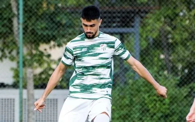 “Bursaspor” 2 top fərqi ilə geriyə düşdü, Toral isə... 