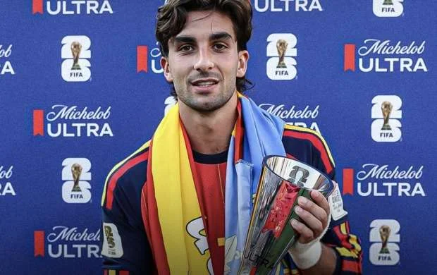 Qızıl qolun müəllifi Ferran Torres finalın ən yaxşısı seçildi 