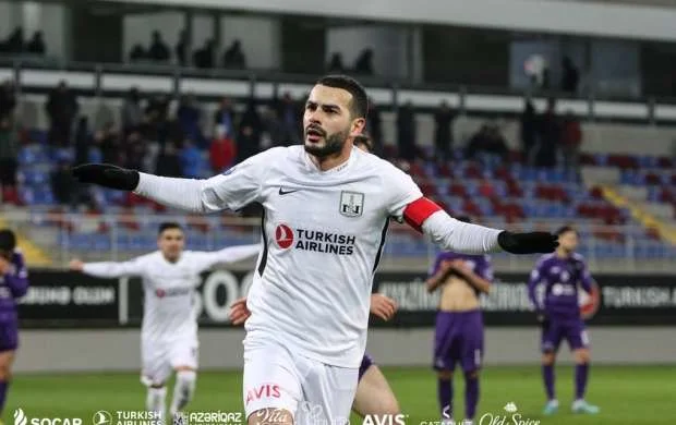 Emin Mahmudov yubiley qolunu vurdu 