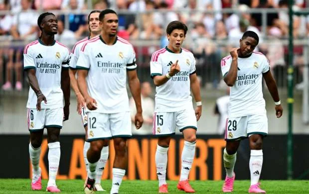 "Real Madrid" "Fiorentina" ilə bacarmadı 