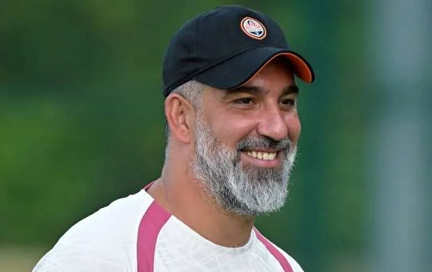 "Qarabağ"ın rəqibinin matçı təxirə düşdü, Arda Turan darmadağına sevindi 