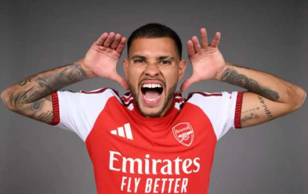 "Arsenal" Bruno Gimarayeşi rənglərinə bağladı 
