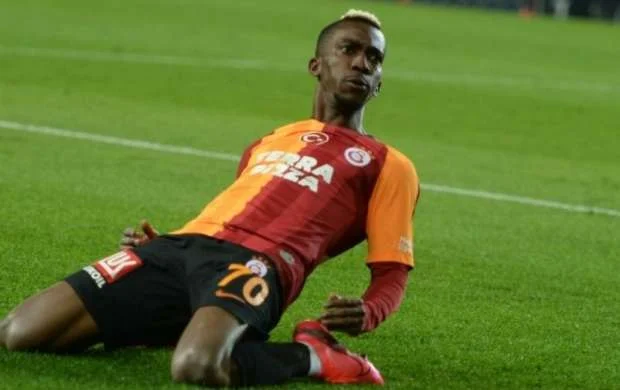 "Sabah"ın da istədiyi vinger Toral Bayramovla komanda yoldaşı oldu 