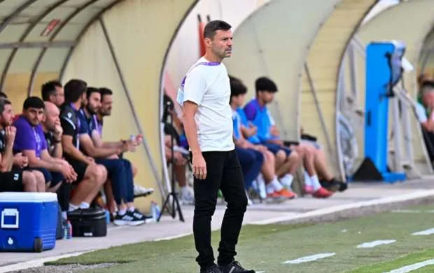 Premyer Liqanın ilk turu legioner baş məşqçinin debütü ilə əlamətdar oldu 