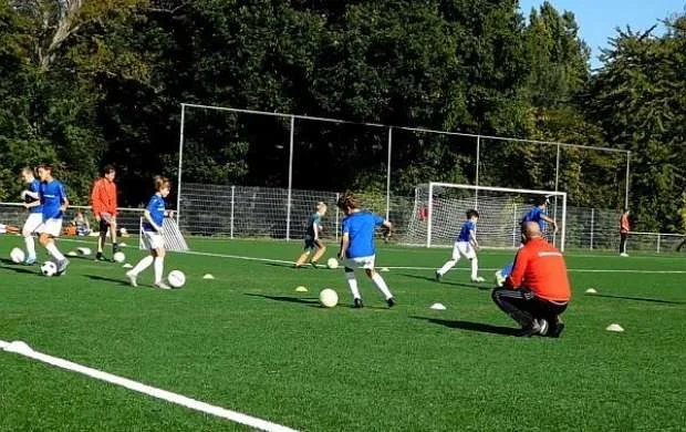 Azərbaycanda Almaniya klubunun adını daşıyacaq futbol məktəbi açılır 