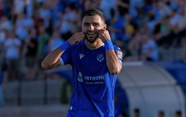 Azərbaycanlı futbolçudan het-trik - Komandası zirvədə 