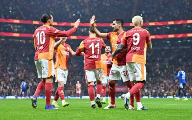 "Qalatasaray" 3 ulduzu ilə yollarını ayırmağa hazırlaşır 