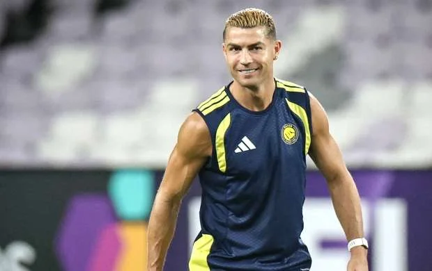 Dünya futbolunda tarixi addım 