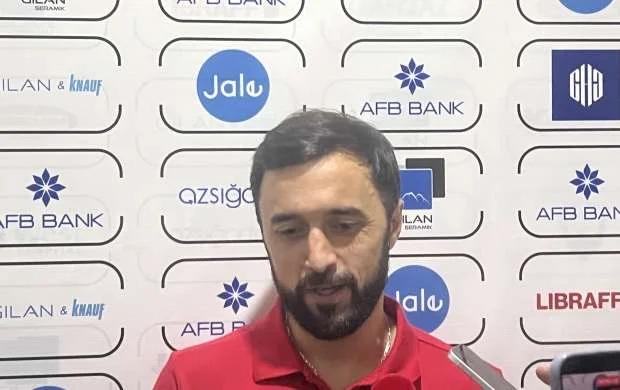 "Neftçi"də qalmağı həqiqətən çox istəyirdim"- Elvin Camalov 