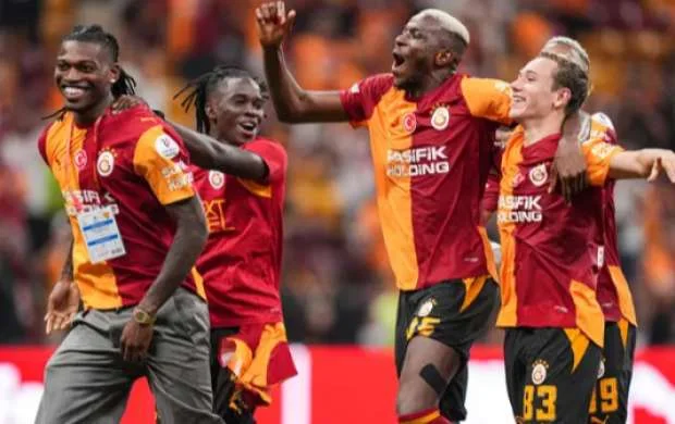 Premyer Liqanın top klubları "Qalatasaray"ın ulduzunu istəyir 
