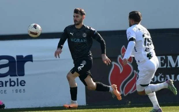 "Serikspor"dan ayrılan Sertan Taşkın Azərbaycan klubu ilə müqavilə bağladı 